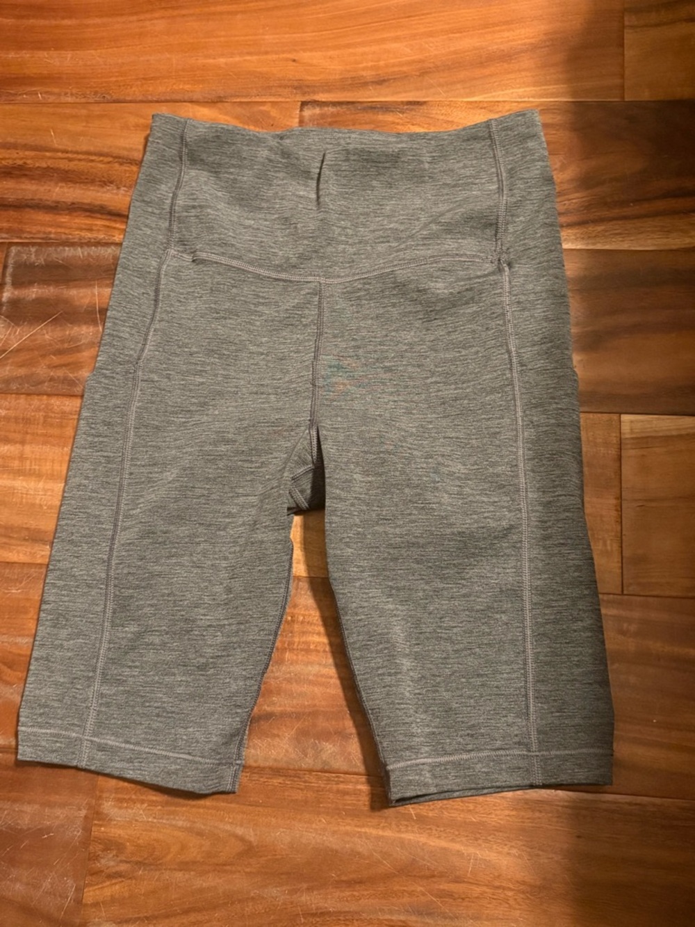Athleta Ultimate Stash Pocket 9”‎ Biker Shorts Gray High Waist XS (1137)
